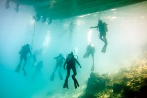 Divers at Blue Hole Belize